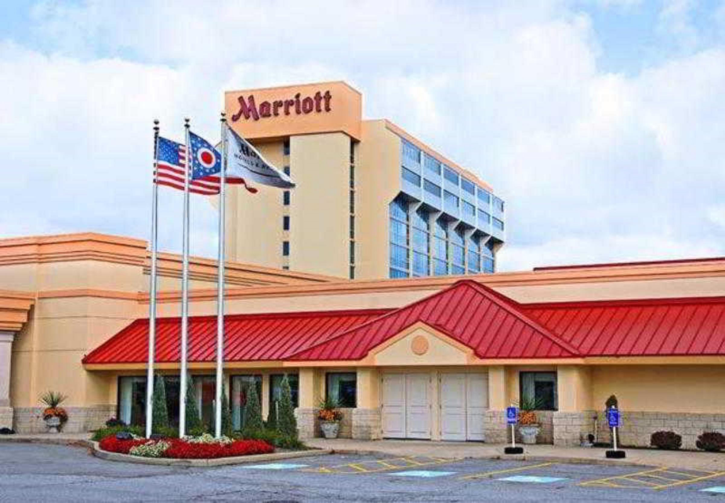 Hotel Wyndham Cleveland Airport Exterior foto