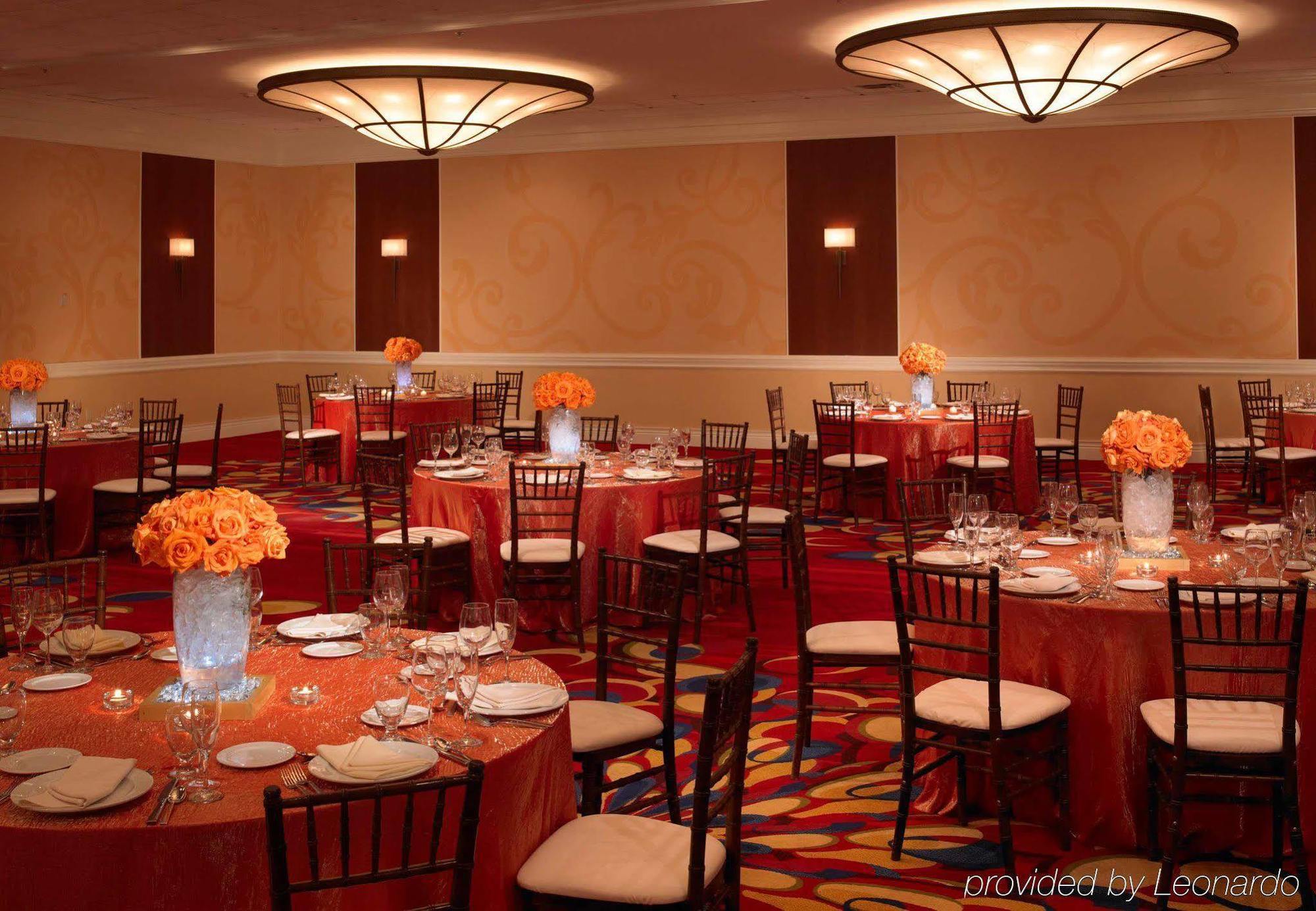 Hotel Wyndham Cleveland Airport Restaurante foto